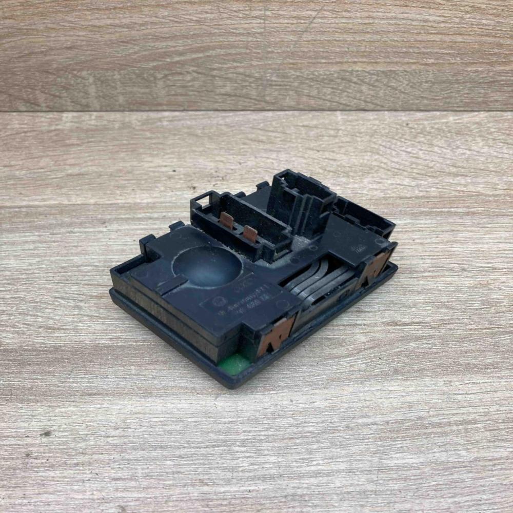 701959531   Climate control unit Volkswagen Transporter - Caravelle T4