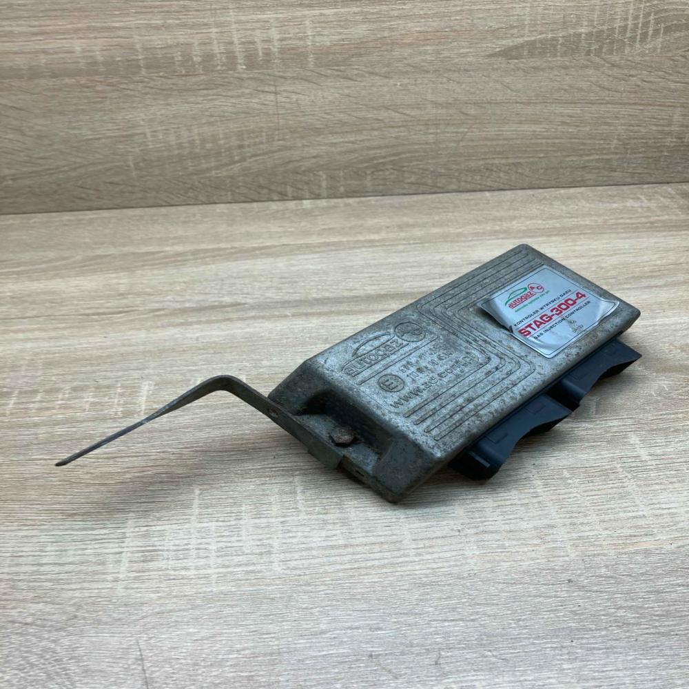 67R014289 110R 004534  LP gas control unit module Chrysler Pacifica