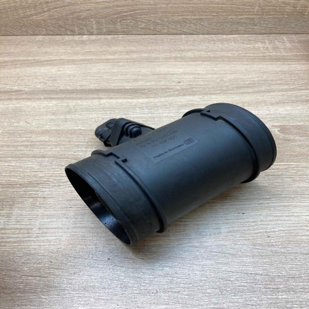 24437503 0281002479  Mass air flow meter Opel Signum