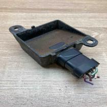 4437394 60043  Other relay Plymouth Voyager