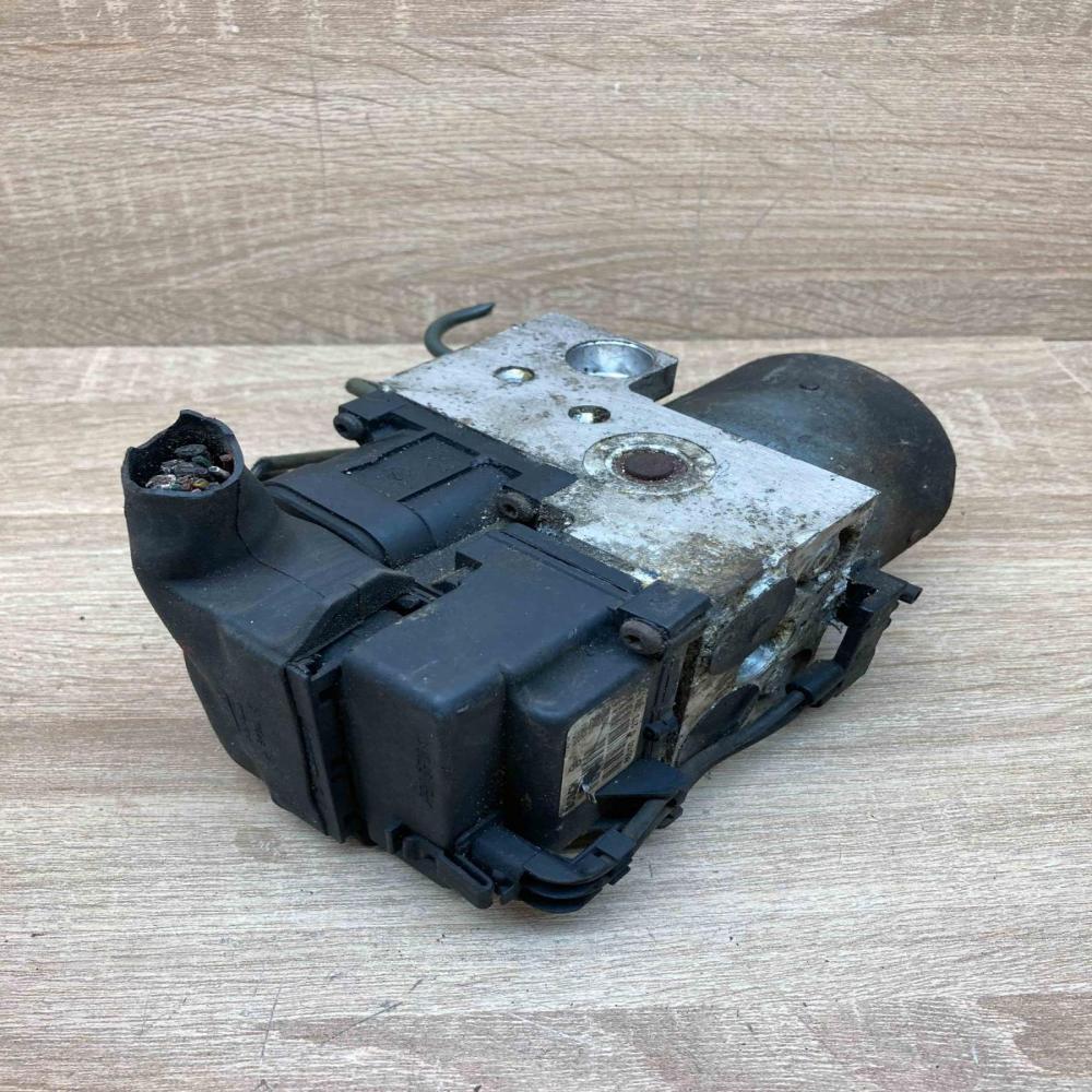 44510 05020 0265216485  ABS Pump Toyota Avensis Verso