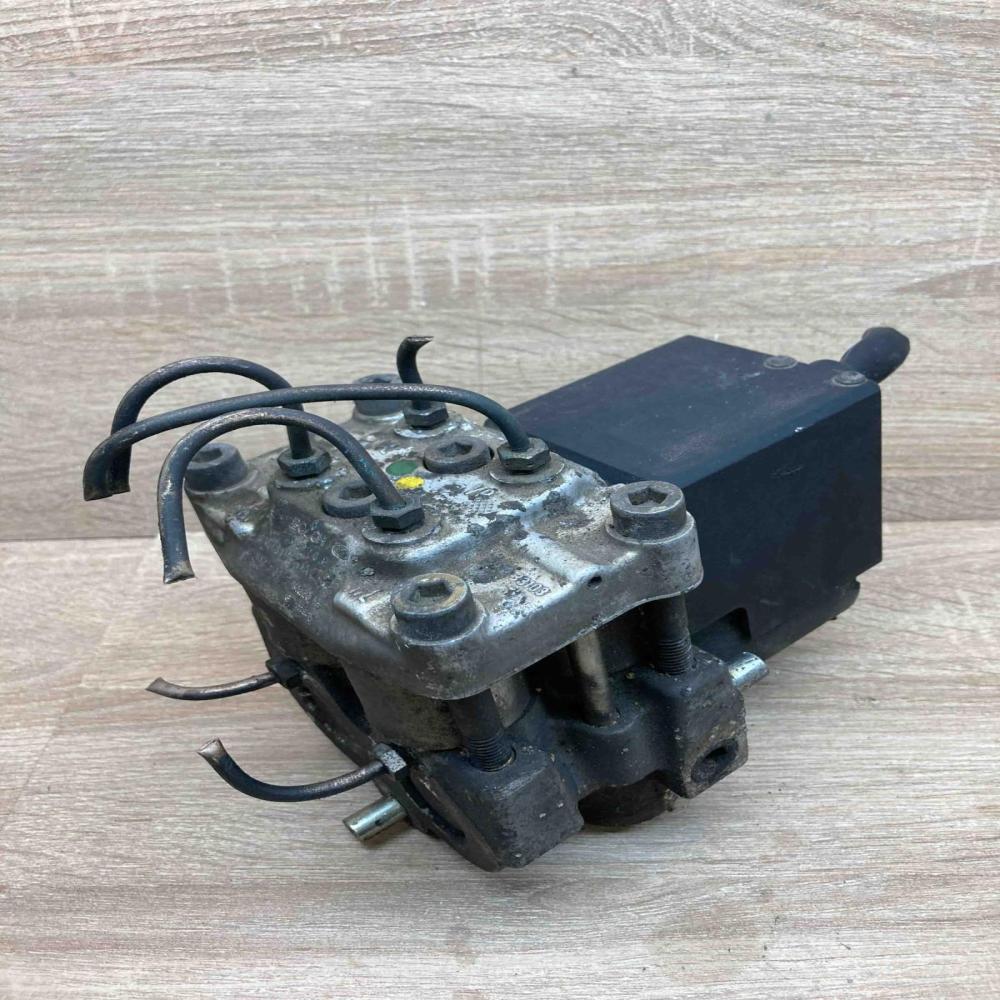 4A0614111A   ABS Pump Audi 100 S4 C4