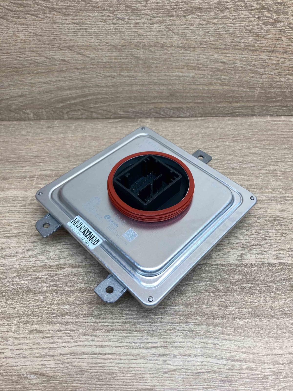 793336102 7933361  Headlight ballast module Xenon BMW X5 G05