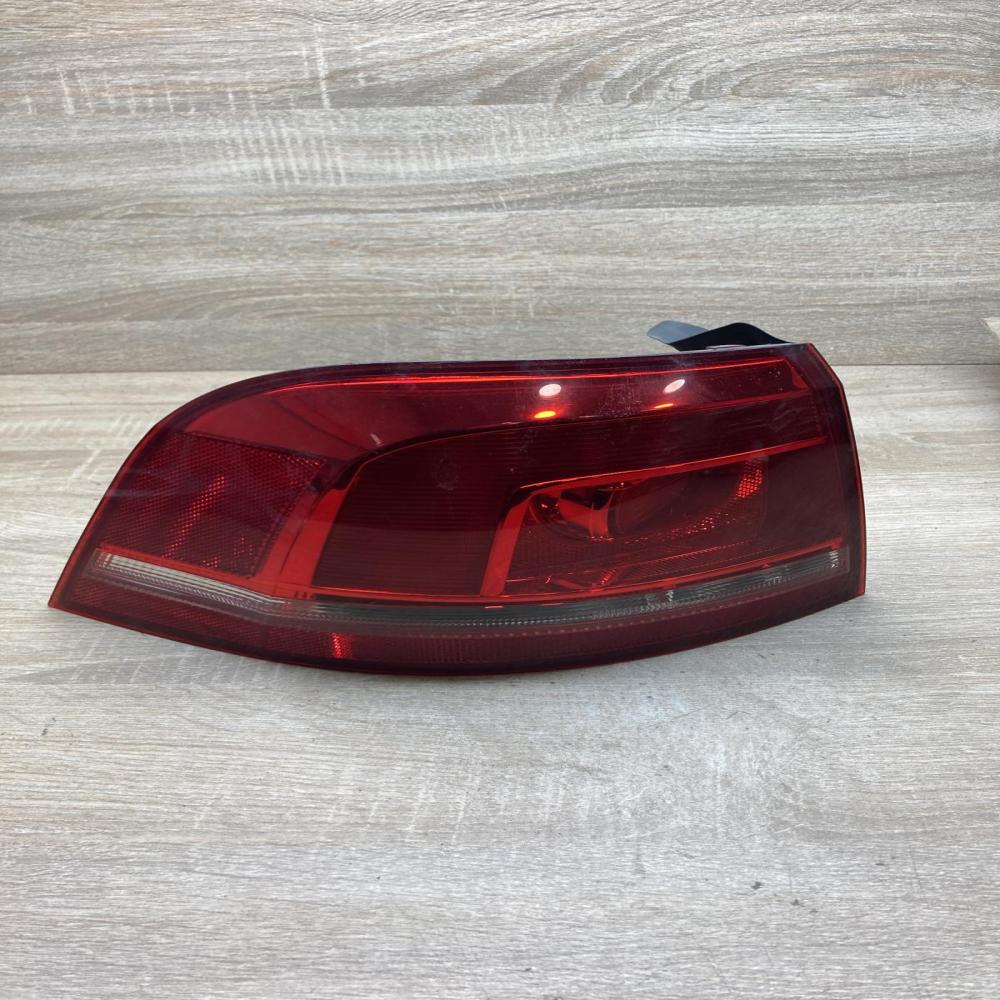 3AF945095E  Left side Rear/tail lights Volkswagen PASSAT B7