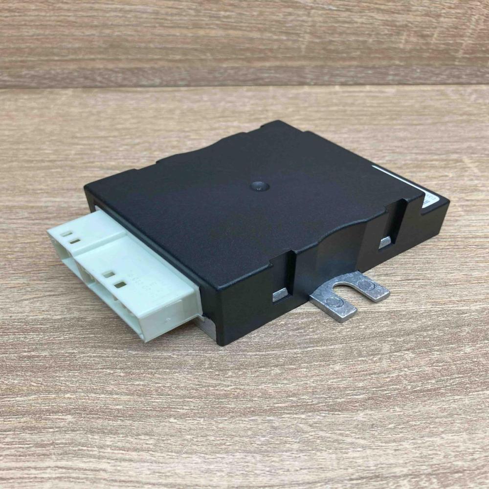 7398495   Fuel injection pump control unit/module BMW 5 F10 F11