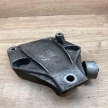 6777623 13992010  Engine mounting bracket BMW 5 F10 F11
