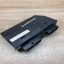 16216 82 Z1 77100815921H  Comfort/convenience module Renault Safrane