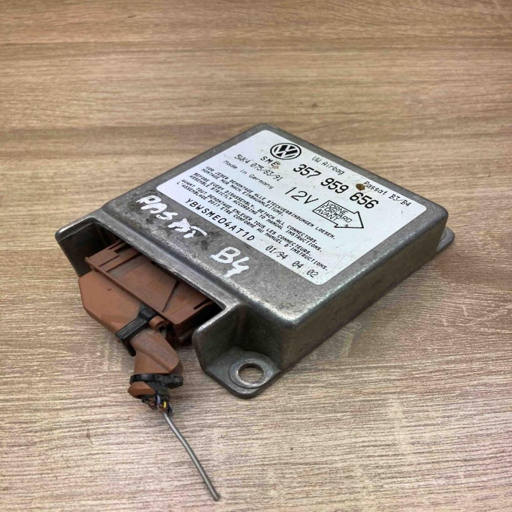 357959656 5WK407583 With Plug Airbag control unit/module Volkswagen PASSAT B4