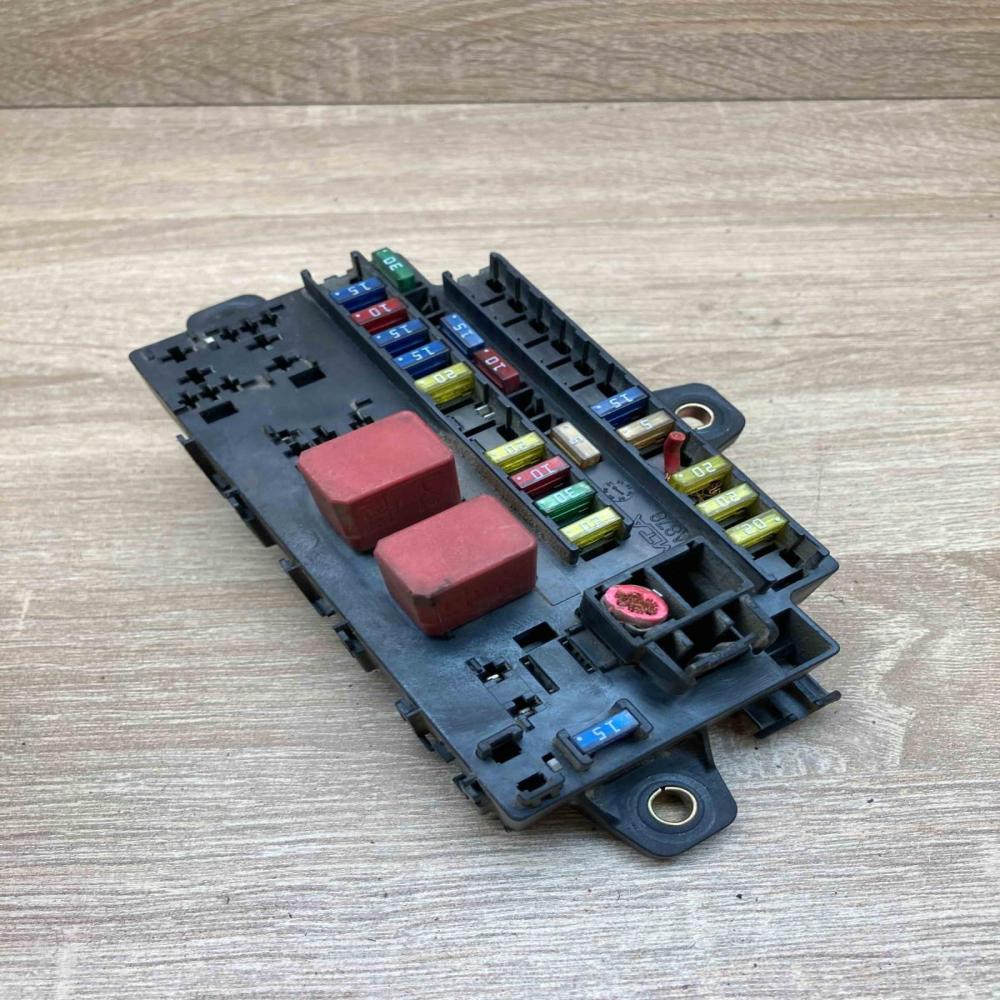 1332053080   Fuse module Citroen Jumper