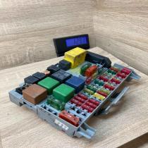 90504534   Fuse module Opel Vectra B
