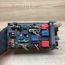 8200141151 21653295 1  Fuse module Renault Laguna II