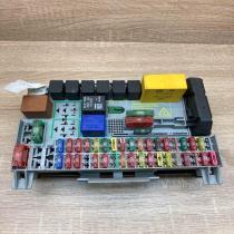 09152787 90583459  Fuse module Opel Vectra B