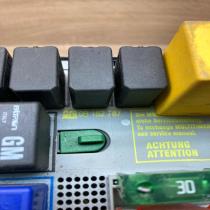 09152787 90583459  Fuse module Opel Vectra B