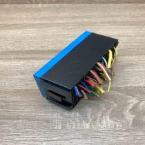 1096033J   Fuse module Renault Scenic I