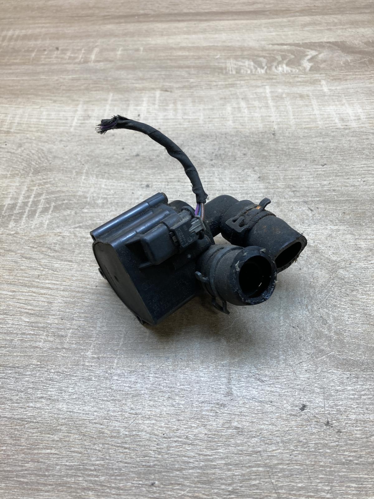5N0965561 701713240  Electric auxiliary coolant/water pump Skoda Superb B5 (3U)