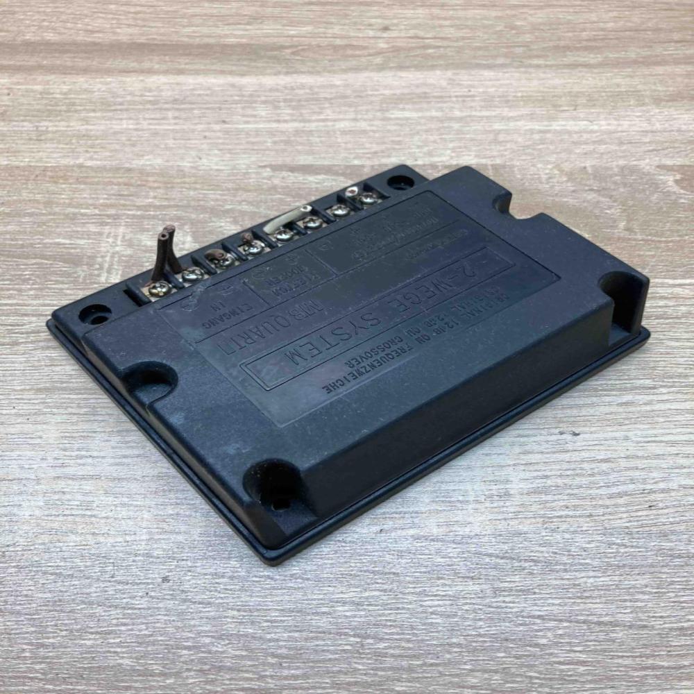 2 Wege System  12dB Sound amplifier BMW 5 E34
