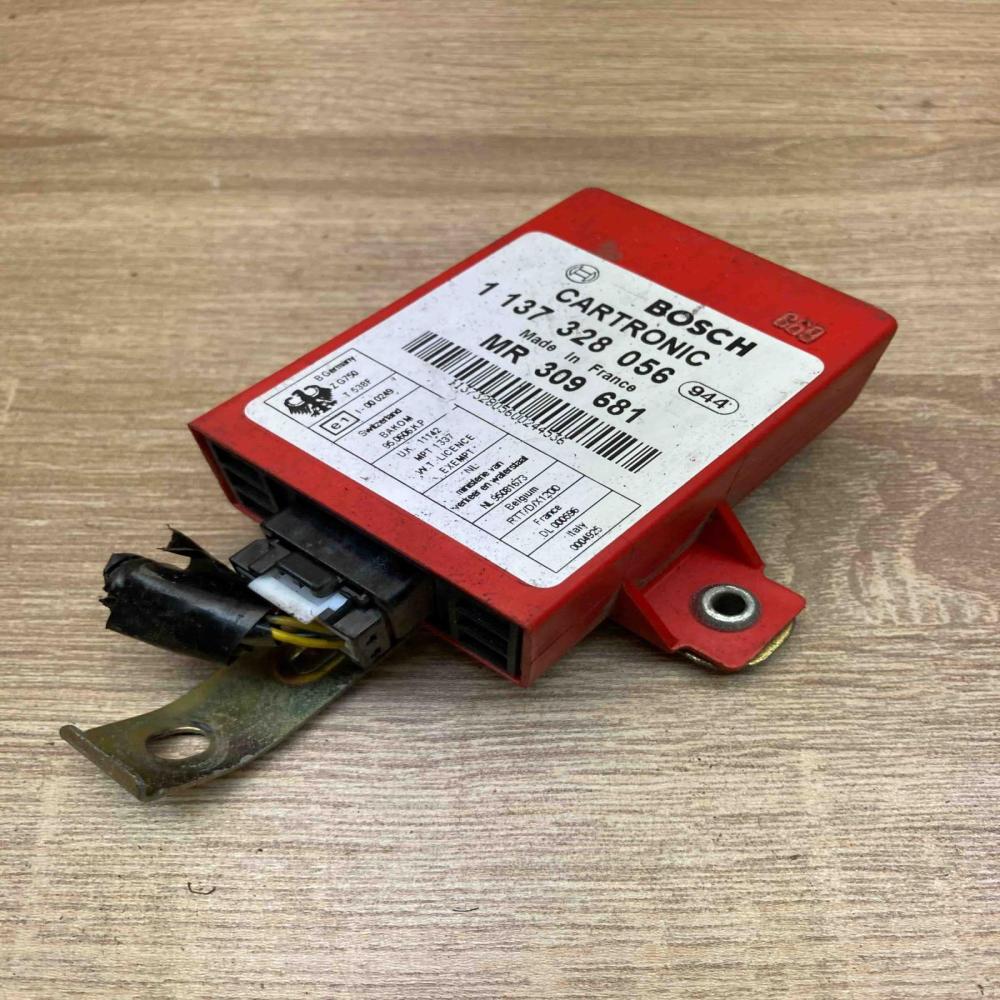 1137328056 MR309681  Immobilizer control unit/module Mitsubishi Carisma