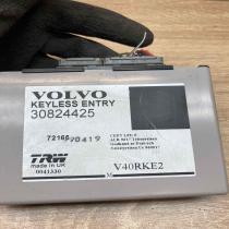 30824425 0041330  Door control unit/module Volvo S40, V40