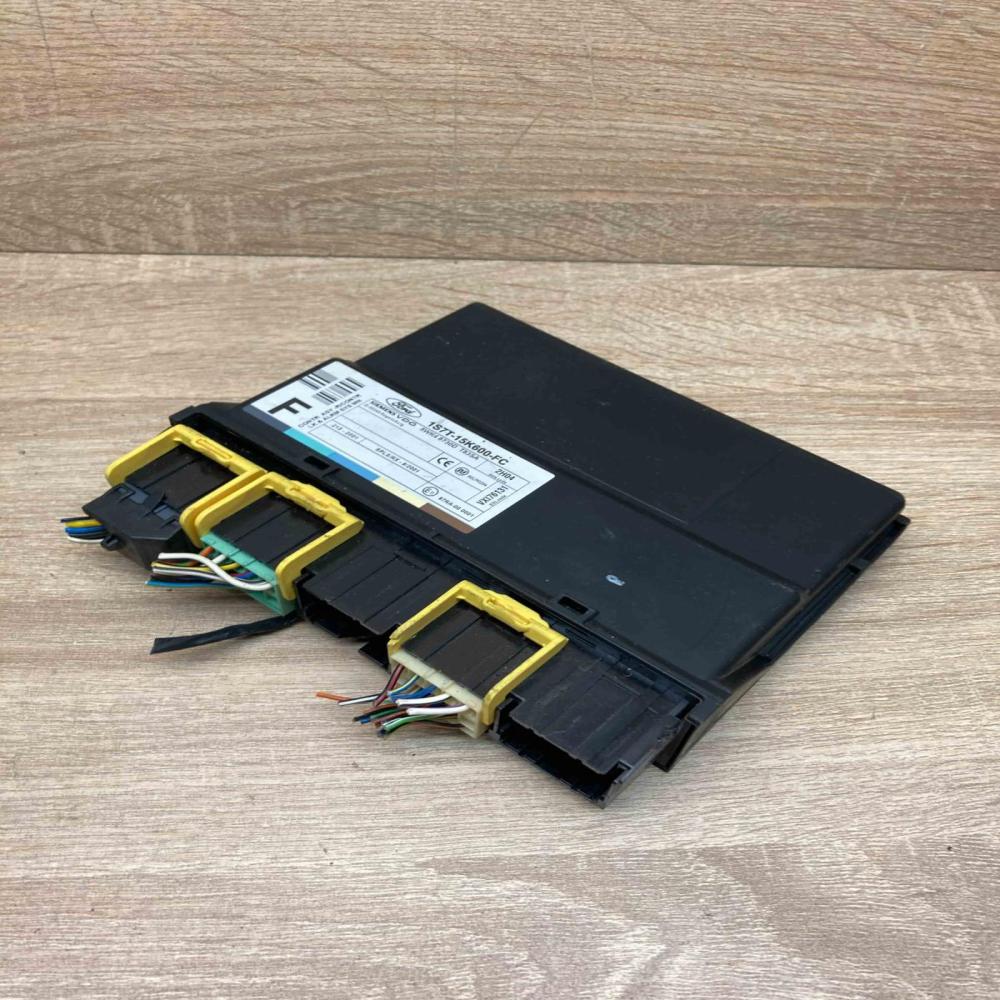 1S7T 15K600 FC 5WK48730D T83SA Comfort/convenience module Ford Focus
