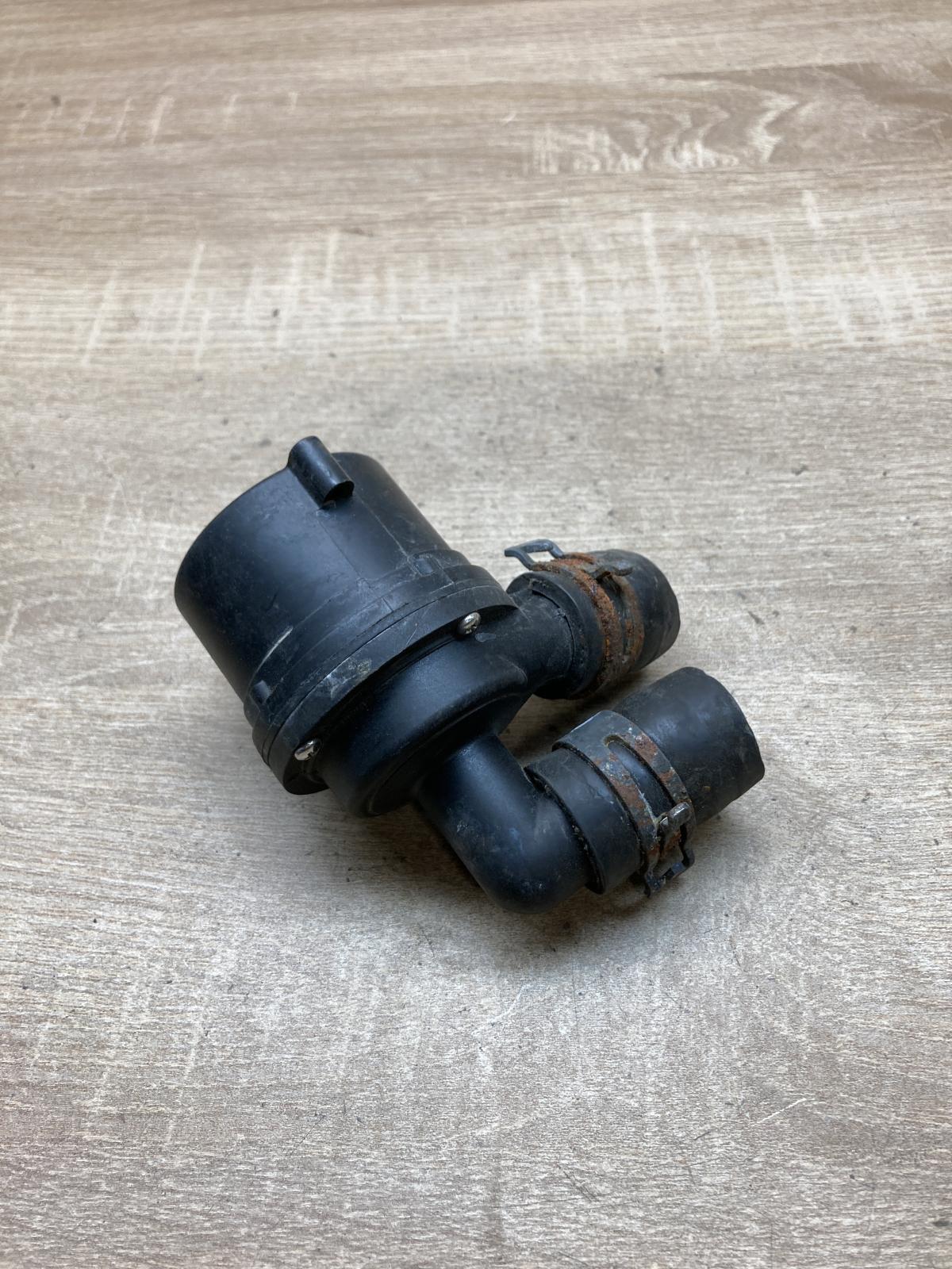 706740120 21120  Electric auxiliary coolant/water pump Volkswagen PASSAT B7