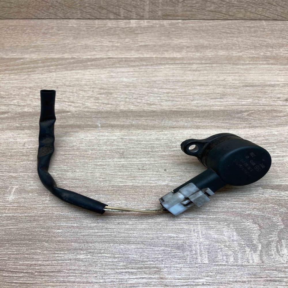 0281002493 38915  Fuel pressure sensor Peugeot 607