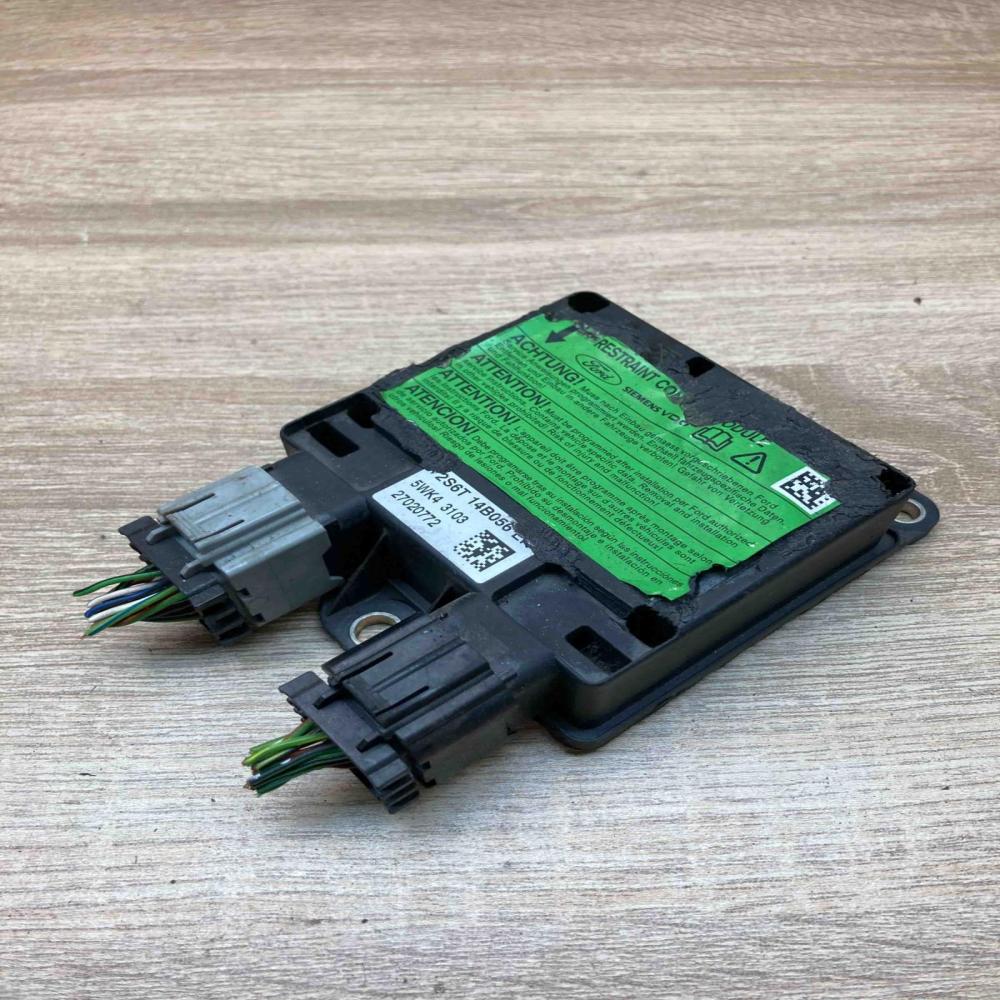 2S6T 14B056 EN 27020772  Airbag control unit/module Ford Fiesta