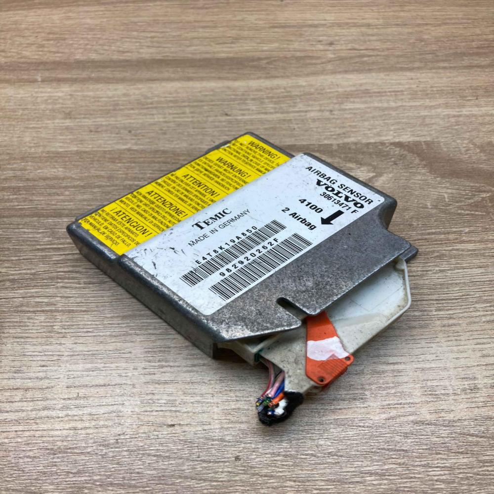 30613471F 4100  Airbag control unit/module Volvo S40, V40