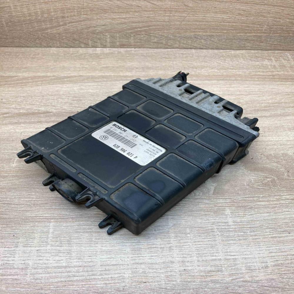 028906021P 0281001251  Engine control unit/module ECU Volkswagen Sharan