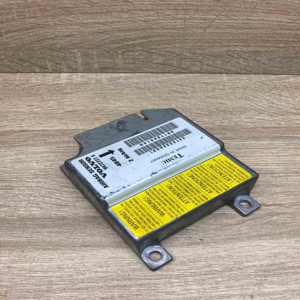 9472727E 4045  Airbag control unit/module Volvo S70  V70  V70 XC