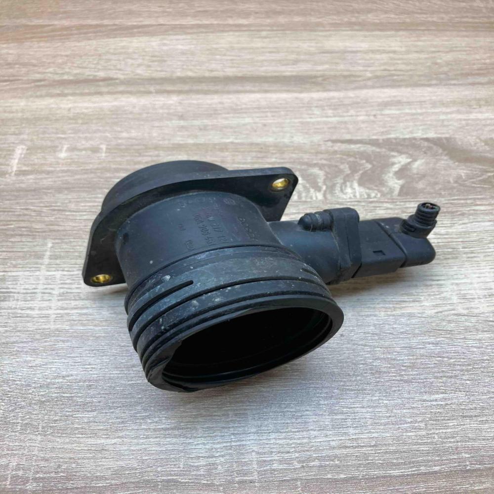 06A906461 0280217121  Mass air flow meter Volkswagen PASSAT B5.5