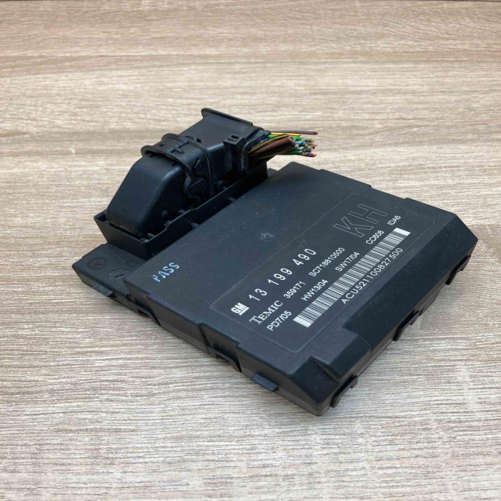 13199490 359171 KH Comfort/convenience module Opel Vectra C
