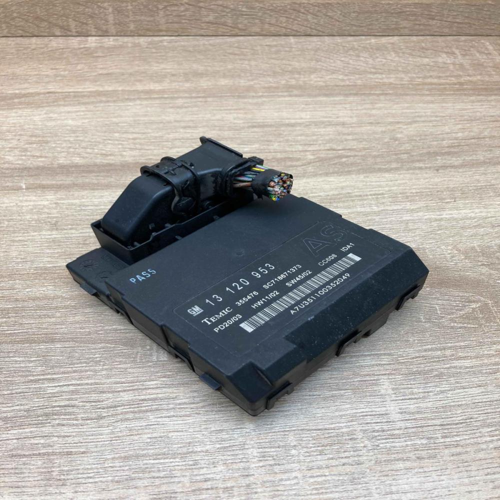 13120953 355476 AS Comfort/convenience module Opel Signum