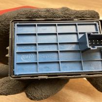 6490G8 T098  Electric window control switch Citroen Nemo