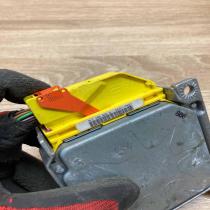 8D0959655C 0285001176  Airbag control unit/module Audi A4 S4 B5 8D