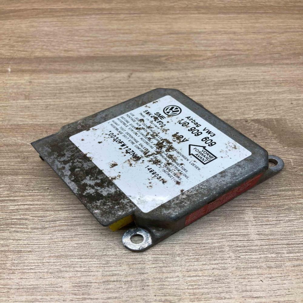 1J0909609 5WK42800  Airbag control unit/module Volkswagen Golf IV