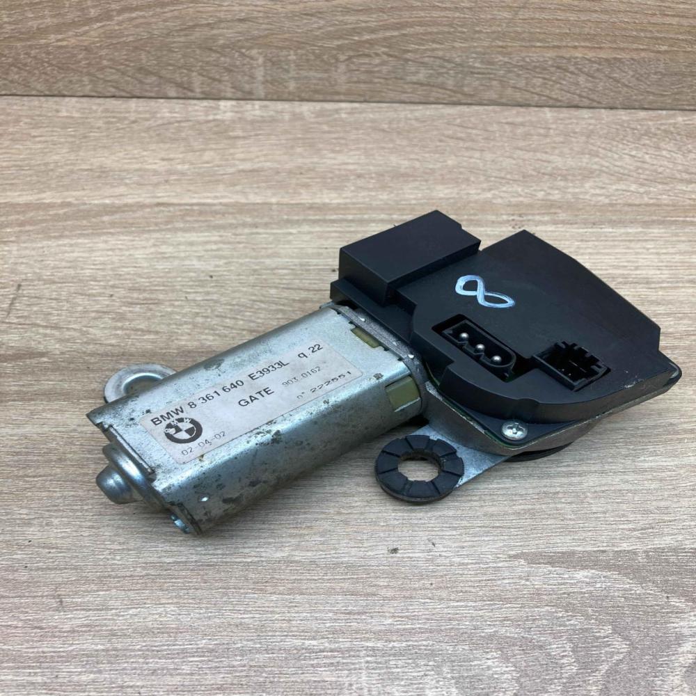 8361640 222551  Rear window wiper motor BMW 5 E39