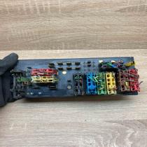 443941822A   Fuse module Audi 100 200 5000 C3