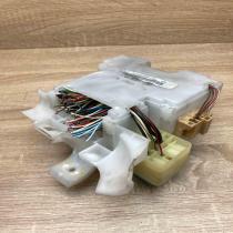 6189 7019TA1  Fuse module Toyota Corolla E120 E130