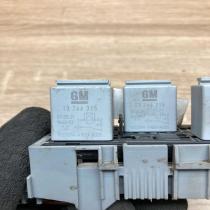 101011 13266315  Fuse module Opel Meriva A