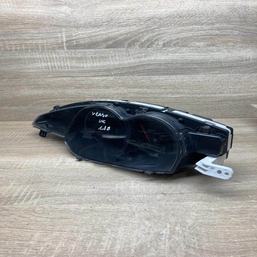 83800 0F130 MB257450 0496 838000F130 Speedometer (instrument cluster) Toyota Ver