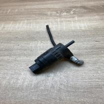 1K6955651   Windscreen/windshield washer pump Audi A3 S3 8P