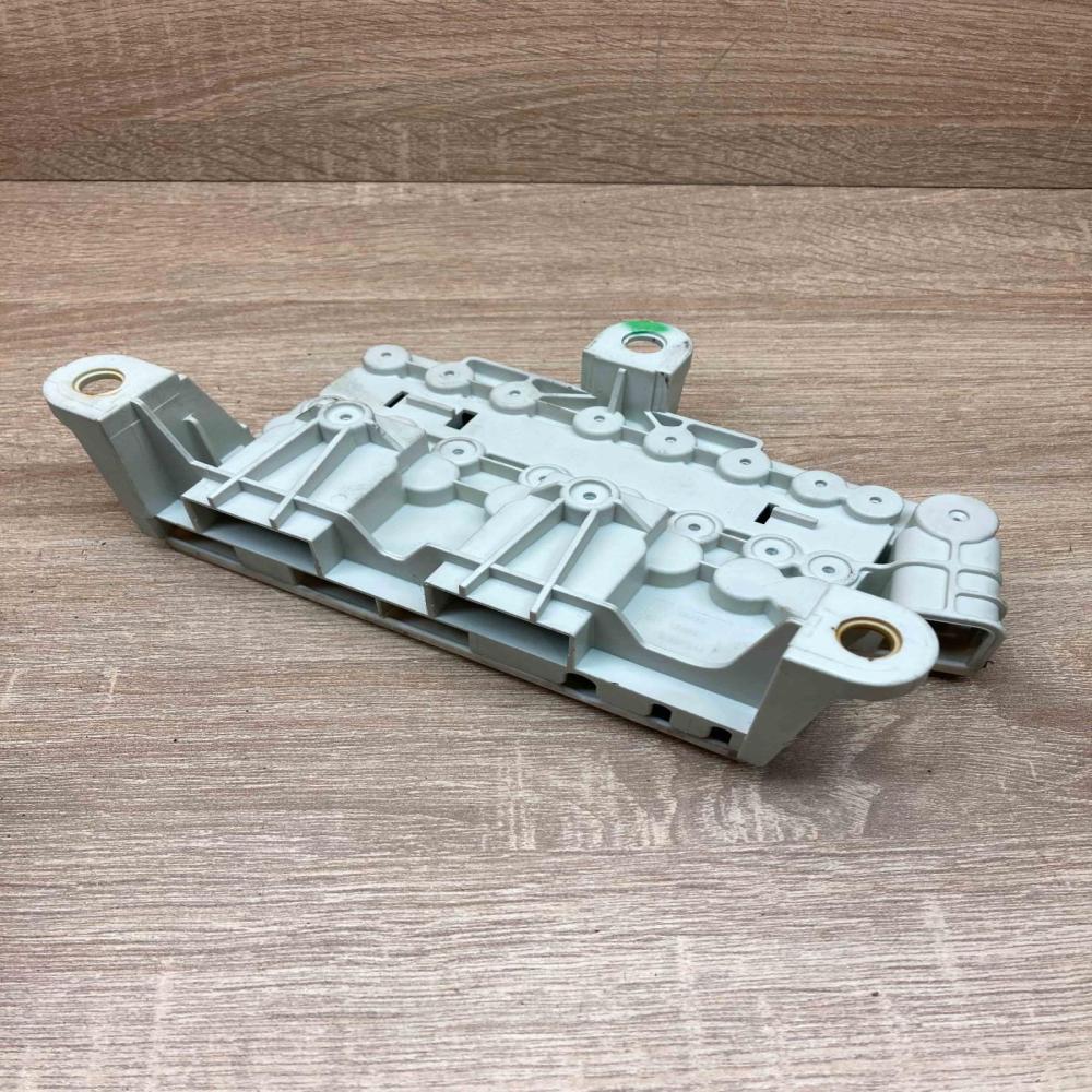 8387544 8387545  Battery relay fuse BMW 5 E39