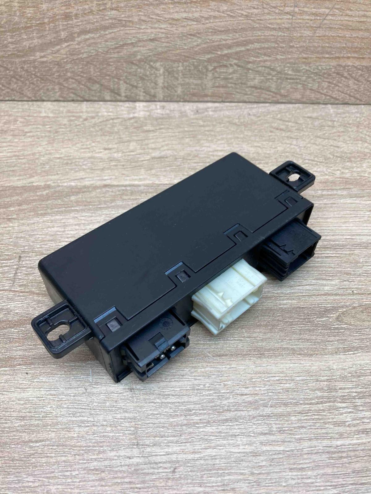 8378773 689667  Door control unit/module BMW 5 E39