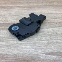 21032017cC T946104A  Air flap motor/actuator BMW 5 E60 E61