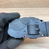 21032017cC T946104A  Air flap motor/actuator BMW 5 E60 E61