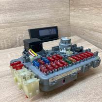 YWC104500 52010268D  Fuse module Rover 214 - 216 - 220