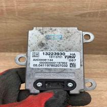 13223930 15113701  ESP acceleration yaw rate sensor Opel Signum