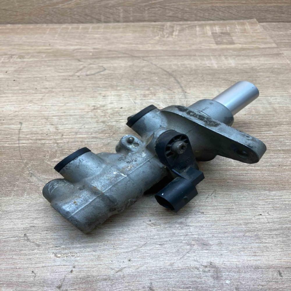 3C0945459 11005A1 0470  Master brake cylinder Volkswagen PASSAT B6
