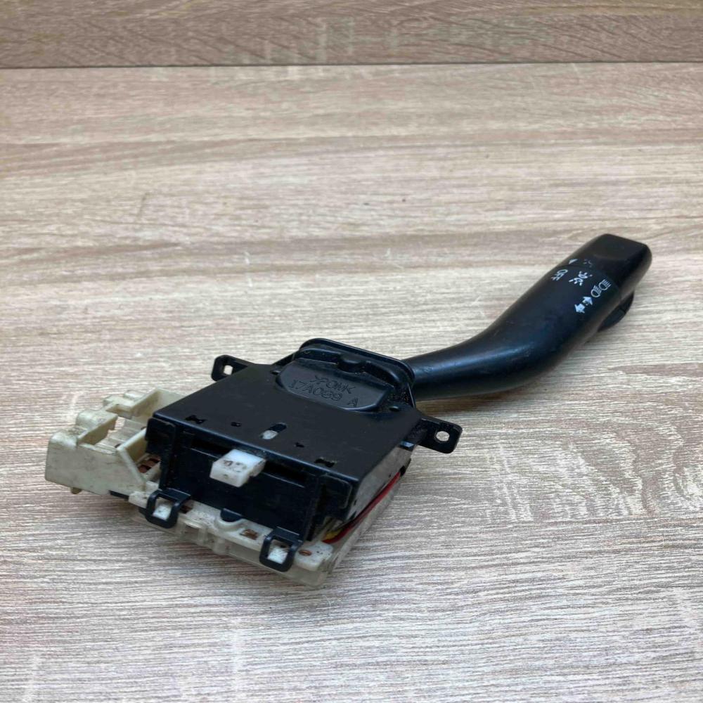 17A089A   Indicator stalk Mazda Premacy