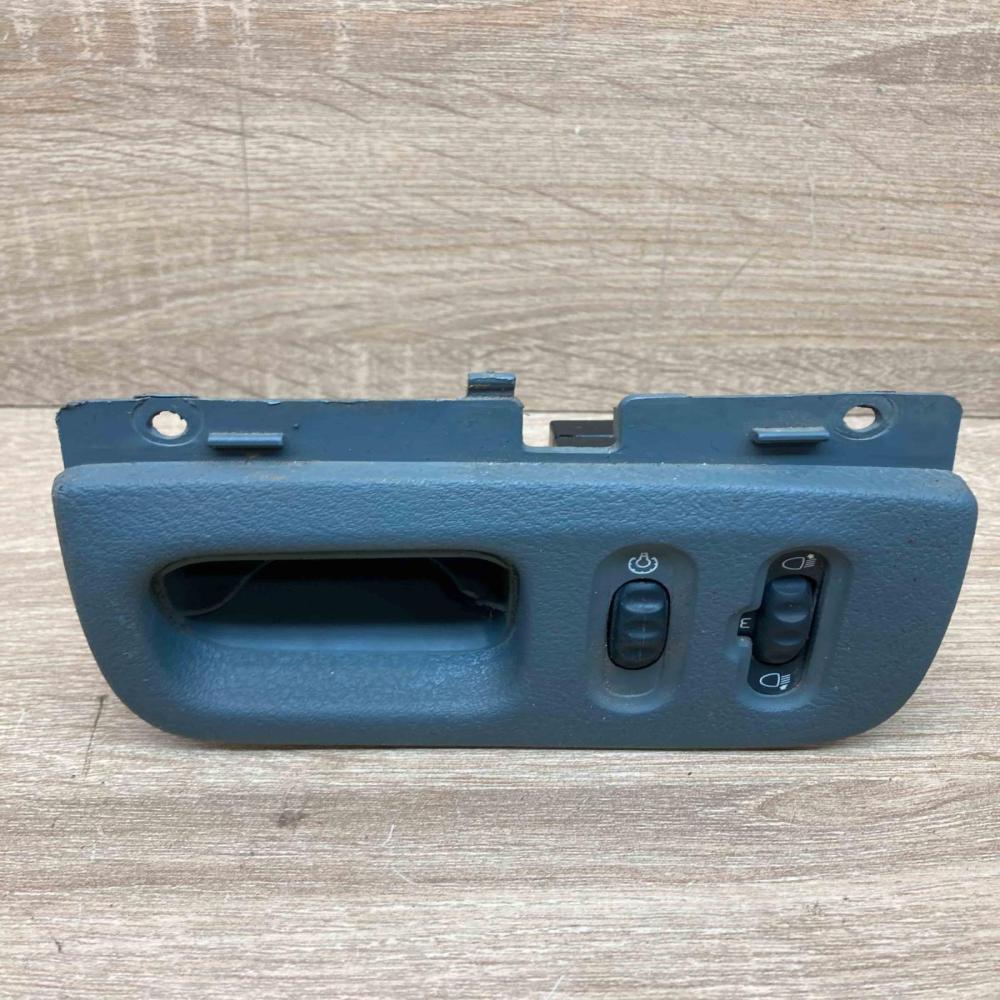 430690 432134  Headlight level height control switch Renault Megane I
